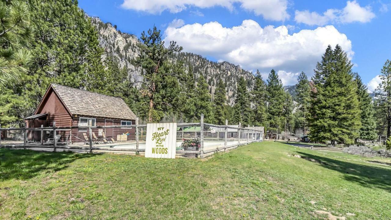 Sawtooth Lodge Stanley Exterior foto
